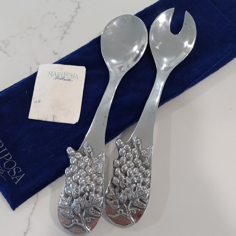 Mariposa Silver Grapes Salad Servers